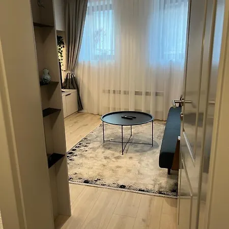 Old Town,kovaci 2 Vila